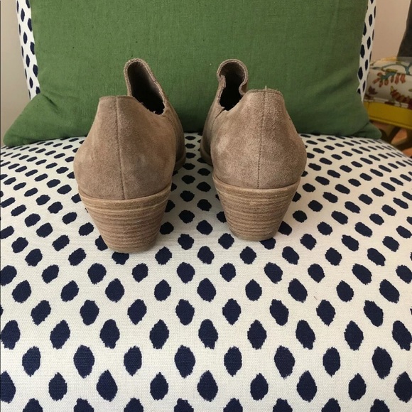 Joie Bootie - Size 9- Taupe / brown / tan - Picture 4 of 9
